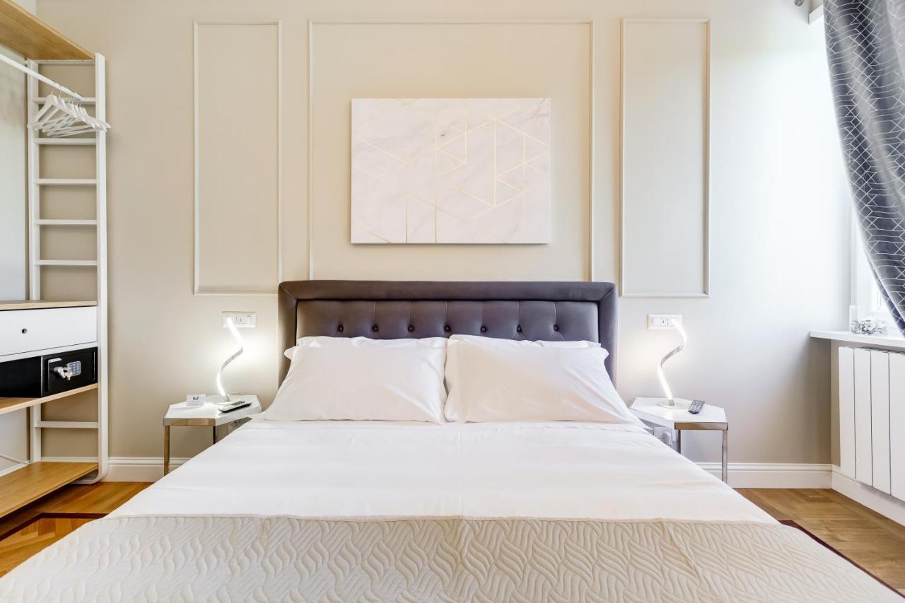 Mellini Palace Suites By Premium Suites Collection Rom Exteriör bild