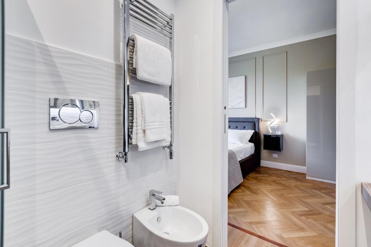 Mellini Palace Suites By Premium Suites Collection Rom Exteriör bild