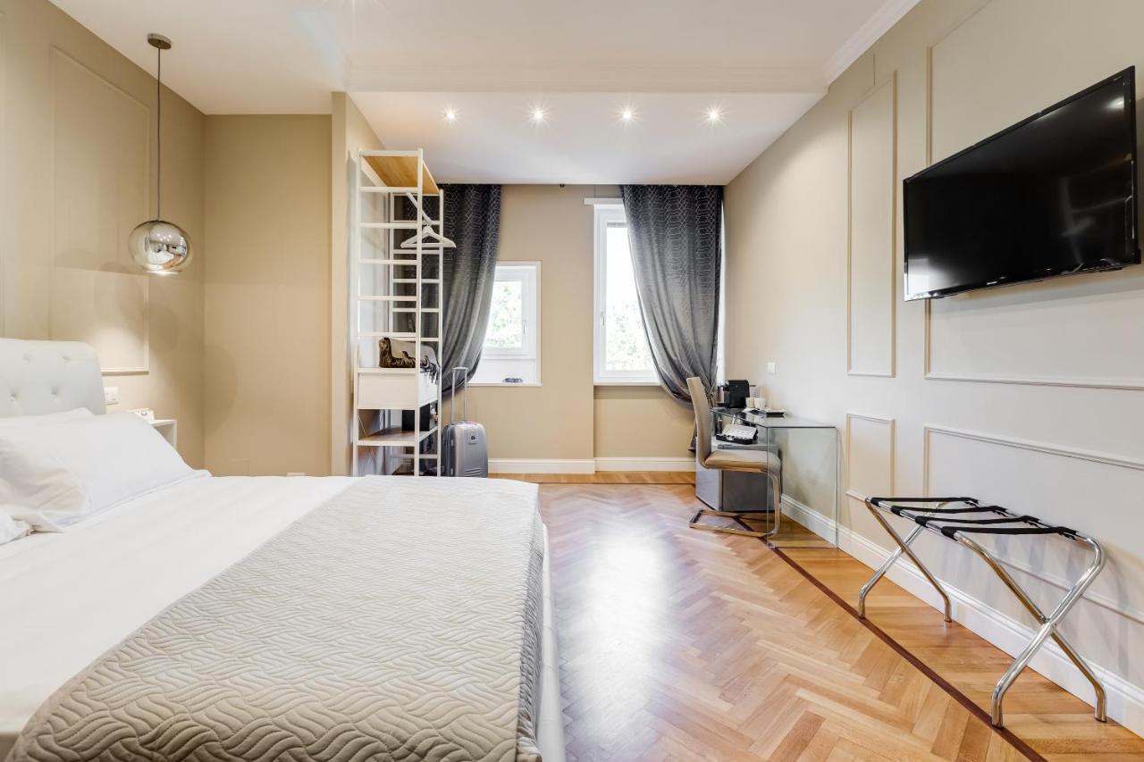 Mellini Palace Suites By Premium Suites Collection Rom Exteriör bild