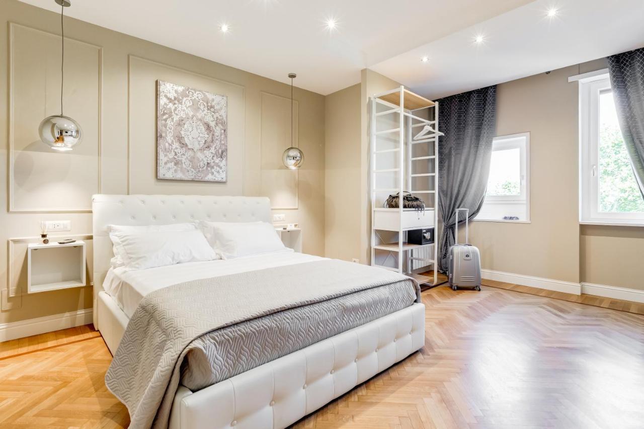 Mellini Palace Suites By Premium Suites Collection Rom Exteriör bild