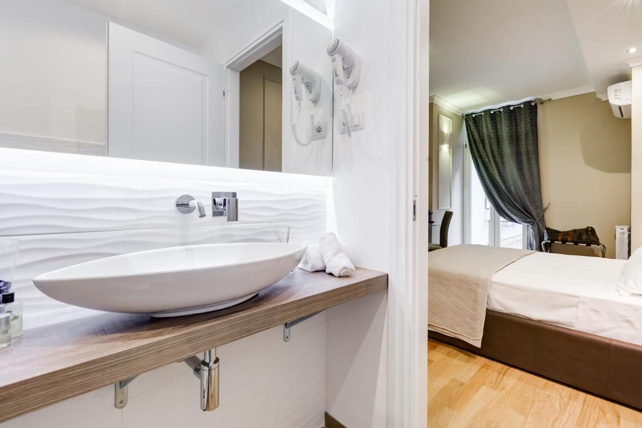 Mellini Palace Suites By Premium Suites Collection Rom Exteriör bild